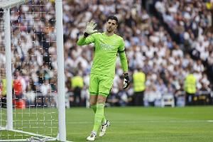 库尔图瓦：我们本可以更早终结悬念；阿隆索要求全员防守和施压