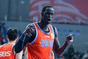 媒体人：梅克在沙特签了一份巨额合同 折合中国税前250万美元以上